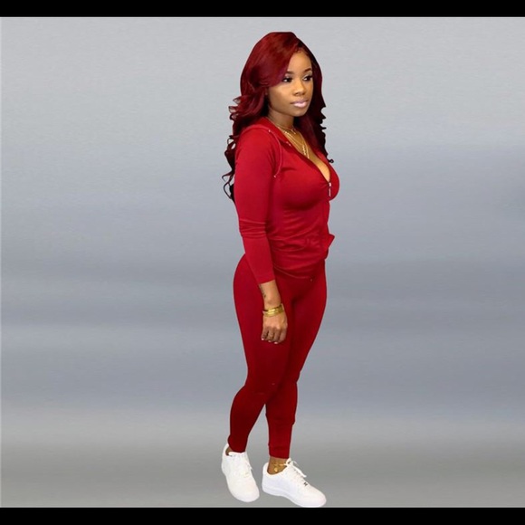 Catching vibez tracksuit - Picture 4 of 6